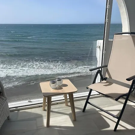 Apartment Beachfront At Costa Del Sol Malaga