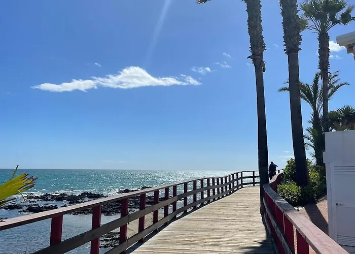 Beachfront At Costa Del Sol *